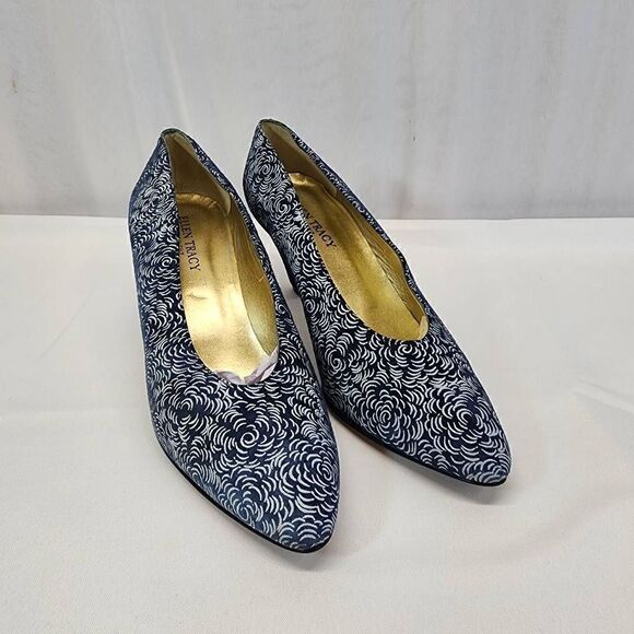 Vintage Ellen Tracy Floral Suade Blue Block Heels Pointed Ties Size 10 - Picture 1 of 9